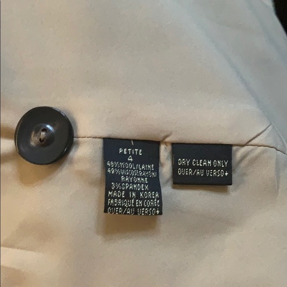 EUC Dana BUCHMAN Blazer & matching silk shirt - Picture 9 of 12